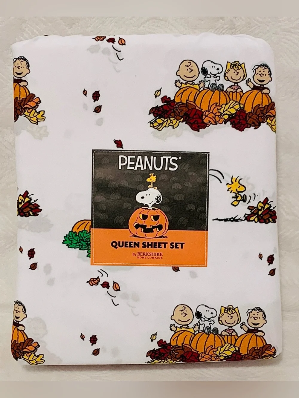 Peanuts Snoopy Fall Fun Leaves and Pumpkins Sheet Set - Queen